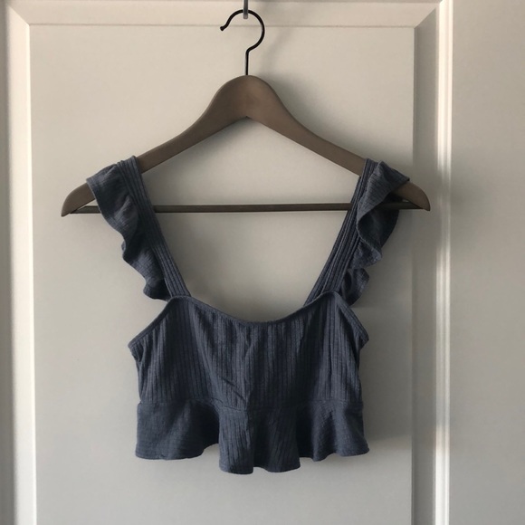 Ruffled Crop Top - Picture 4 of 6